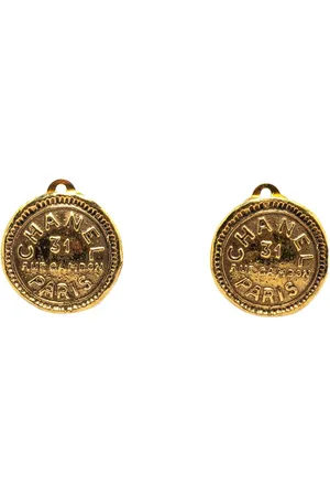 CHANEL Pendientes de clip redondos Rue Cambon con logo CC bañados en oro 1970-1980
