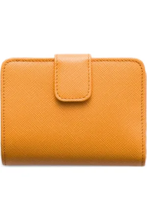 Prada Cartera texturizada pequeña