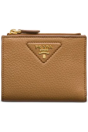 Prada Cartera de piel granulada pequeña