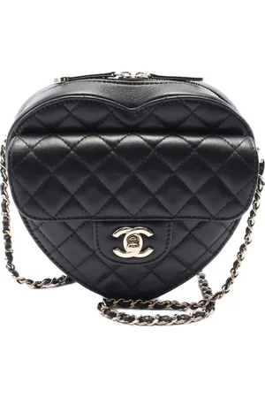 CHANEL Bolso de mano Matelasse Heart Chain 2021