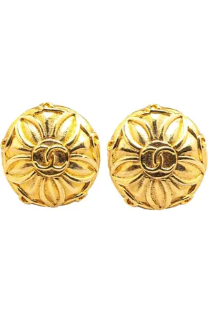 CHANEL Pendientes de clip redondos con logo CC bañado en oro 20st Century