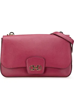 Salvatore Ferragamo Bandolera Gancini Rory Flap de piel de becerro 2021