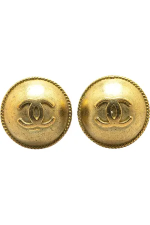 CHANEL Pendientes de clip con logo CC bañados en oro 1995