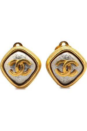 CHANEL Pendientes de clip Rhombus con logo CC bañados en oro 1997