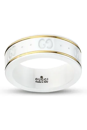 Gucci Anillo Icon Blossom en oro amarillo de 18 ct con circonio