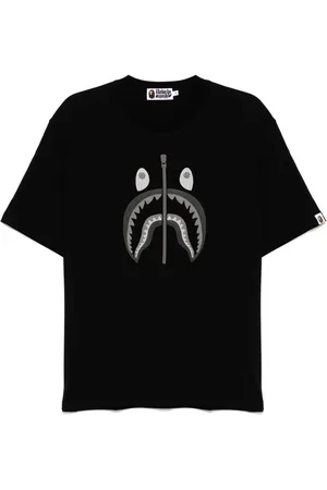A Bathing Ape Camiseta con tiburón y cadena