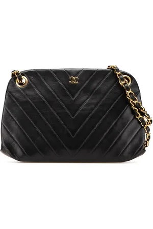 CHANEL Bolso de hombro Frame Chain de piel de borrego y chevron con logo CC 1989-1991