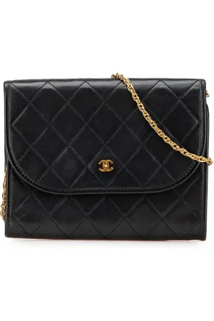 CHANEL Bandolera Paris Round Flap de piel de borrego acolchada con logo CC 1984-1986