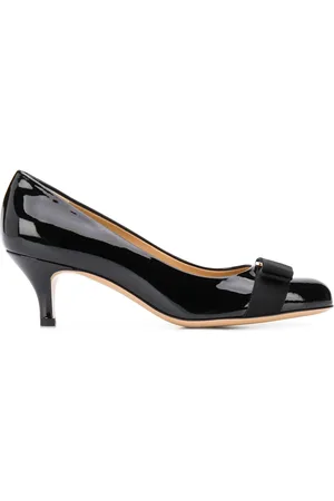 Salvatore Ferragamo Zapatos de tacón medio con lazo Vara