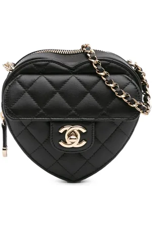 CHANEL Bandolera CC in Love Heart mini de piel de borrego 2021