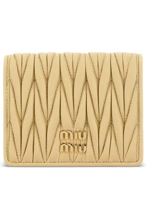 Miu Miu Cartera pequeña de piel en matelassé