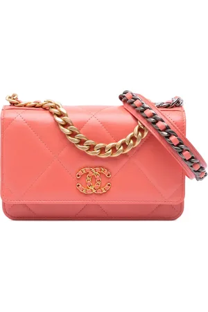 CHANEL Bolso satchel 19 2020