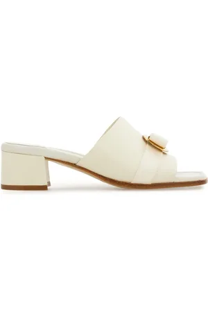 Salvatore Ferragamo Mules Vara con tacón de 40mm