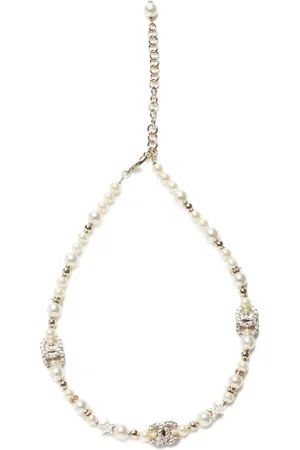 CHANEL Collar con perlas artificiales 2023