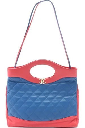 CHANEL Bolso satchel 31 Shopping Bag grande acolchado de piel de borrego con logo CC 2018-2019