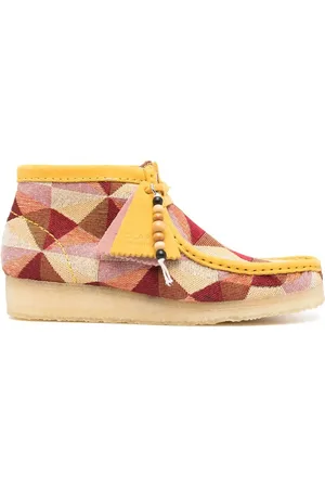 Clarks Botas Wallabee con motivo geométrico