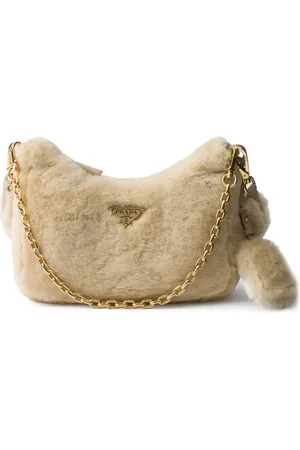 Prada Bolso Re-Edition mini con pelo