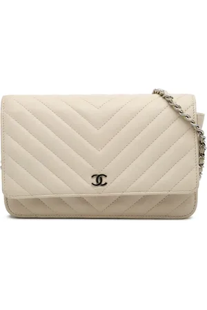 CHANEL 2021-2025 CC Chevron Calfskin Wallet On Chain crossbody bag