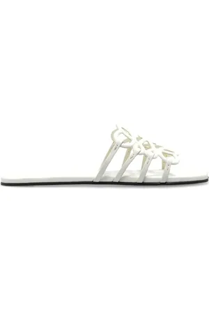 Loewe Sandalias Anagram
