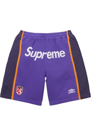 Supreme Pantalones cortos de deporte SS25 - Purple de punto de x Umbro®