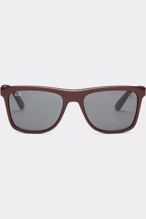 FERRARI Ray-Ban para la Scuderia RB4413MF con lentes en gris oscuro