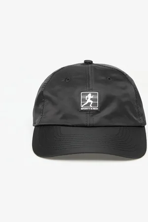 Sporty & Rich Running Woman Nylon Hat / Universal