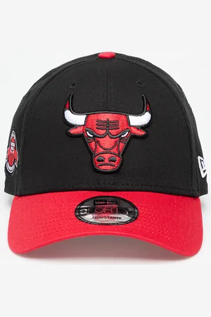 New Era Chicago Bulls 9FORTY Side Patch Adjustable Cap / Universal