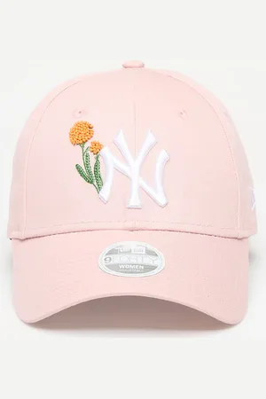 New Era New York Yankees Womens MLB Beaded 9FORTY Adjustable Cap Universal