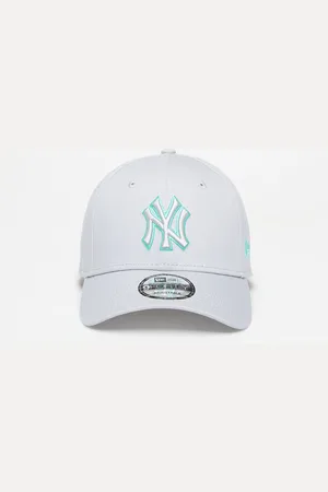 New Era New York Yankees Team Outline 9FORTY Adjustable Cap / Universal