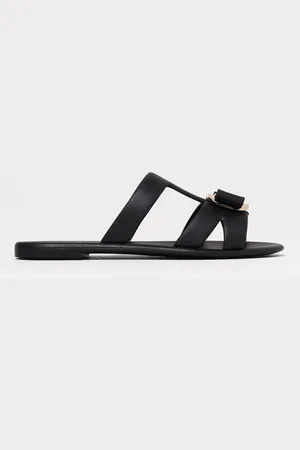 Salvatore Ferragamo Sandalias Planas Mujer color