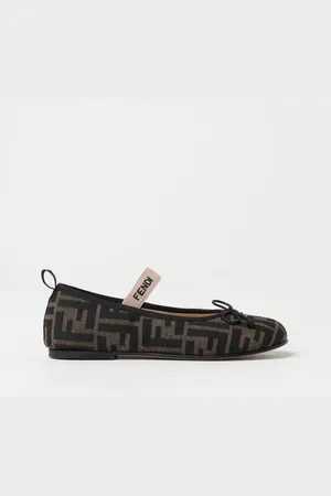 Fendi Zapatos Niños color