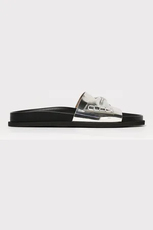 Nº21 Sandalias Planas Mujer color