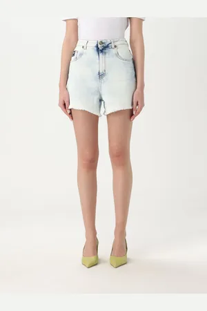 VERSACE Pantalòn Cortos Mujer color