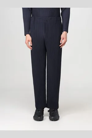 Issey Miyake Pantalón Hombre color