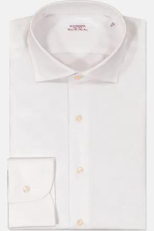 Gutteridge Camisa clásica de corte cómodo en sarga sin planchar