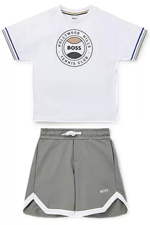 HUGO BOSS Niños Pantalones cortos - Conjunto de shorts y camiseta para niños con ilustración inspirada en el tenis