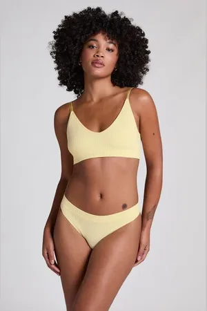 Hunkemöller Tanga de tiro alto Dianne
