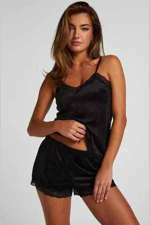 Hunkemöller Pantalón corto de terciopelo y encaje
