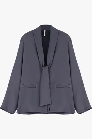 Imperial Blazer con bufanda decorativa