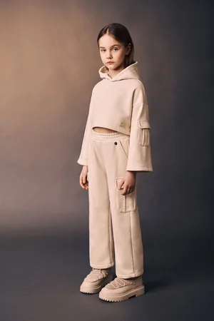 Imperial Joggers de niña elásticos con bolsillos laterales