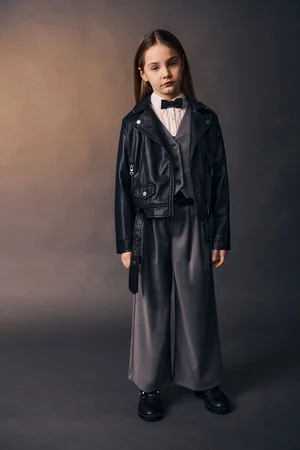Imperial Chaqueta corta modelo biker de niña con cremallera