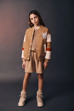 Imperial Chaqueta modelo varsity de niña con botones y aplicación