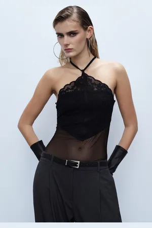 Imperial Body con encaje y cuello halter