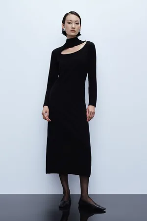 Imperial Vestido con escote asimétrico y cuello alto