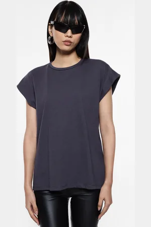 Imperial Top sin mangas de corte fluido