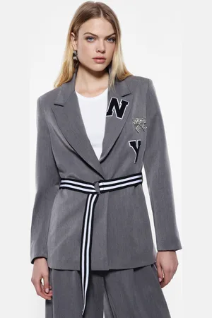 Imperial Blazer con cinturón de rayas