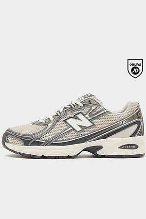 New Balance 740