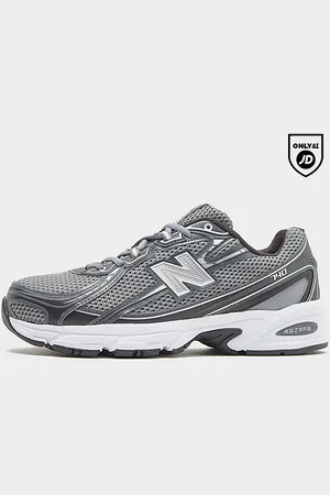 New Balance 740