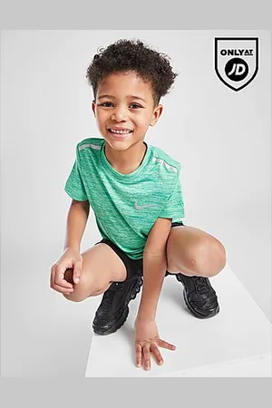 Nike Conjunto de camiseta y pantalón Corto Miler Infantil