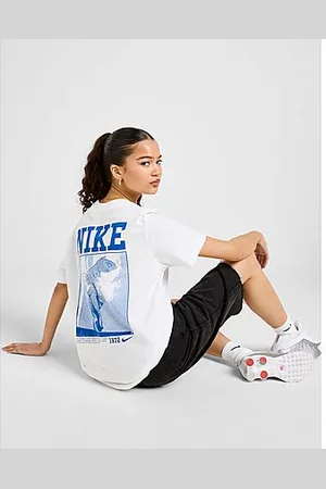 Nike Graphic Boyfriend T-Shirt